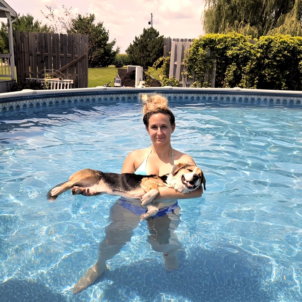 Meet your Posher, Alicia